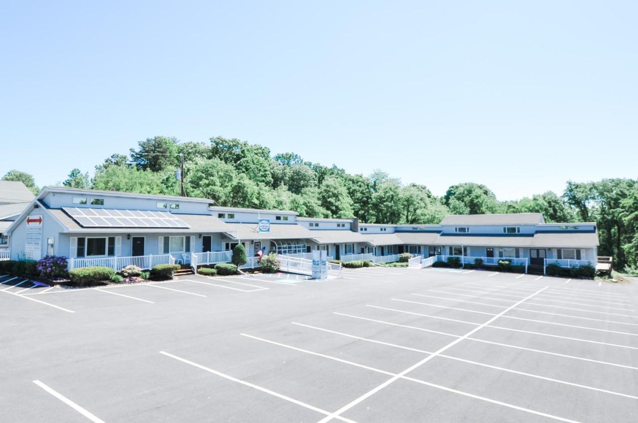 East Shore Lodging Hawley Esterno foto