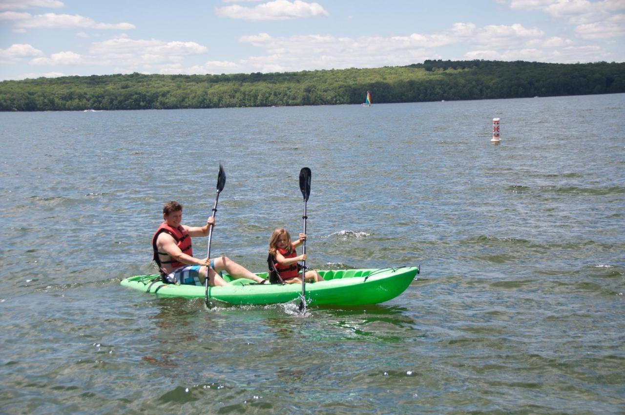 East Shore Lodging Hawley Esterno foto