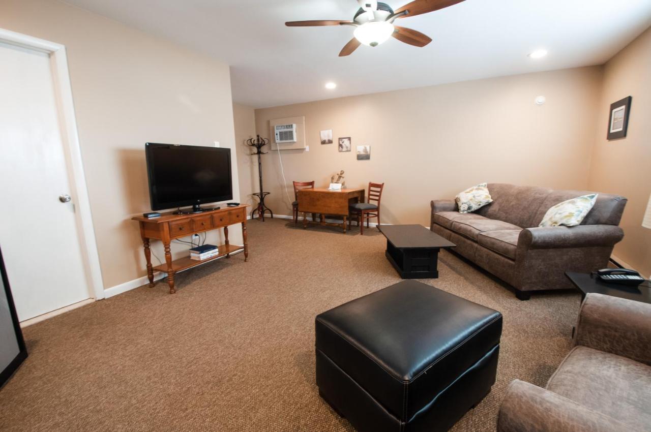 East Shore Lodging Hawley Esterno foto
