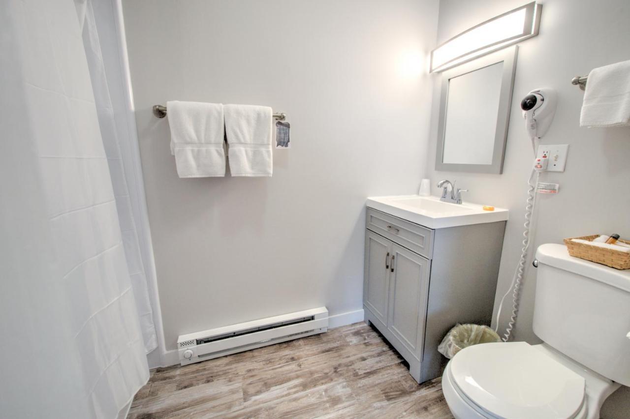 East Shore Lodging Hawley Esterno foto