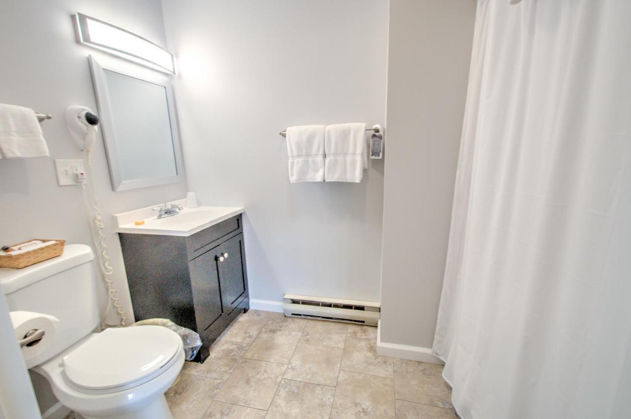 East Shore Lodging Hawley Esterno foto