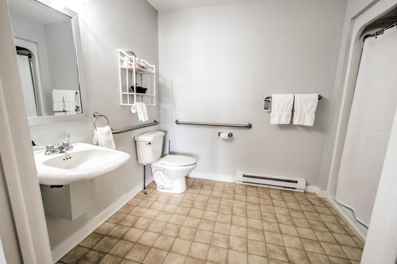East Shore Lodging Hawley Esterno foto